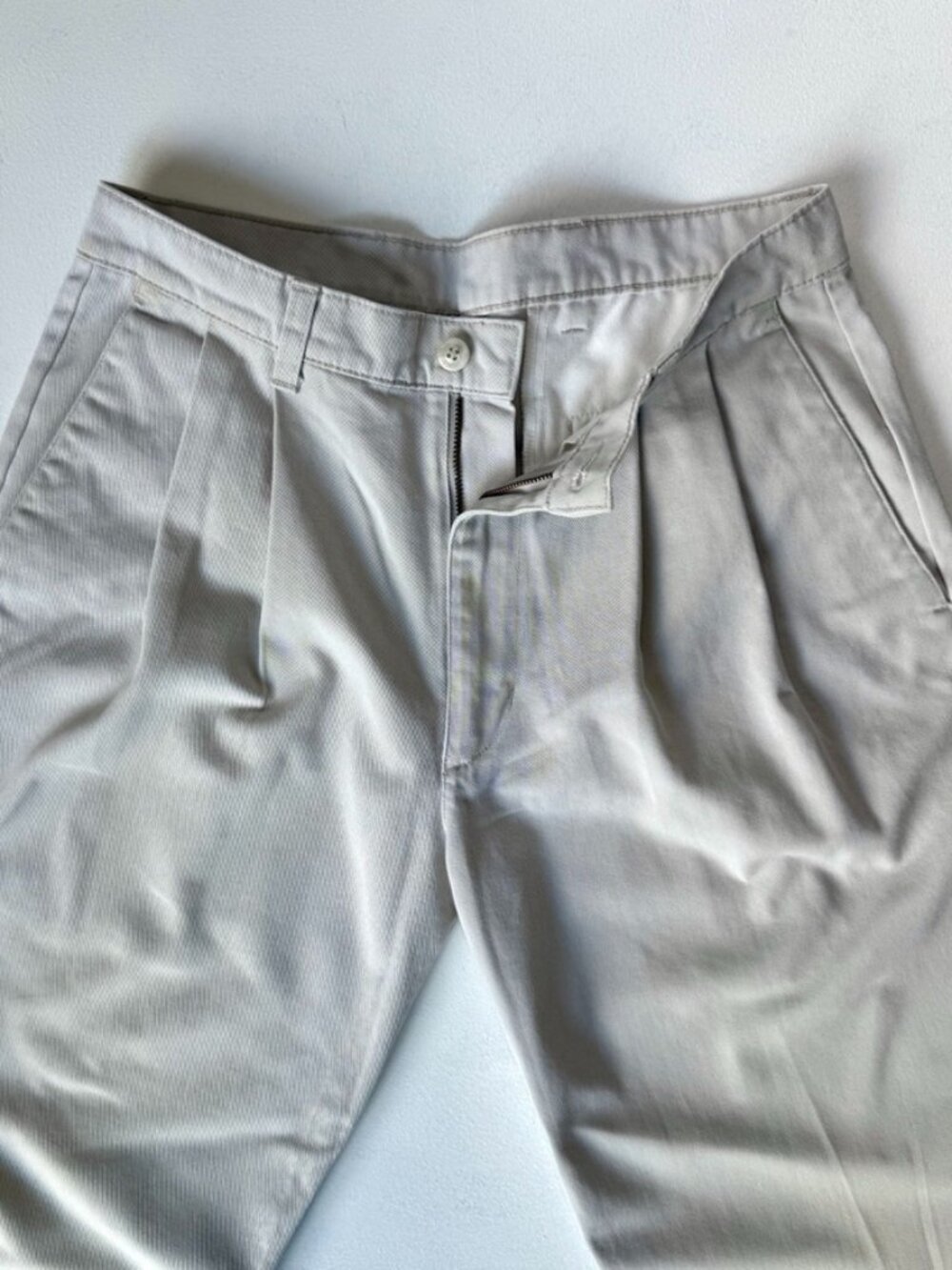 Levi's Pleated Chino Pants Khaki Cotton Vintage 30